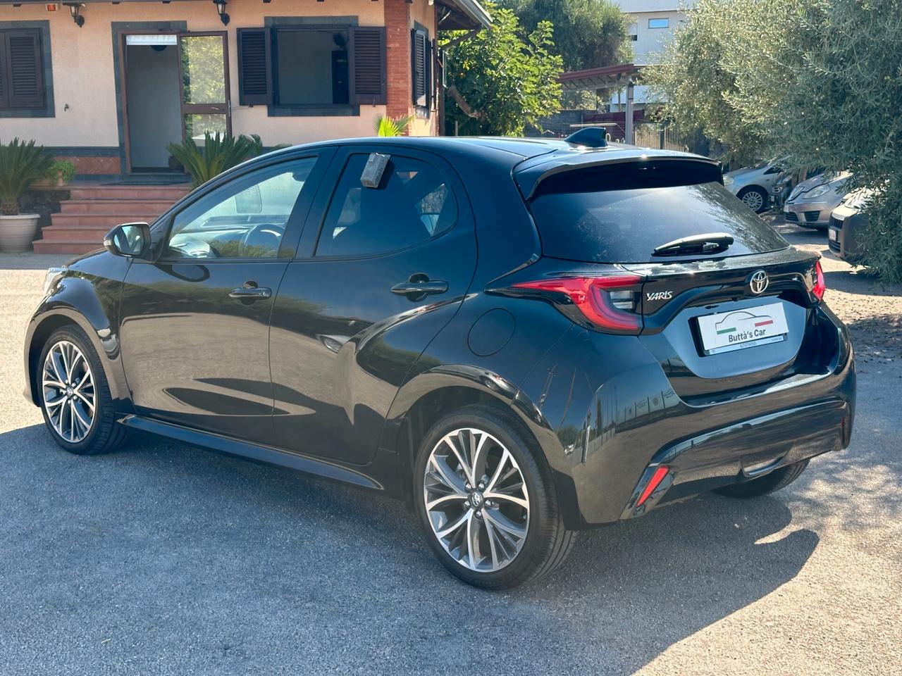 Toyota Yaris 1.5 Hybrid 130 CV Premiere - Garanzia Ufficiale