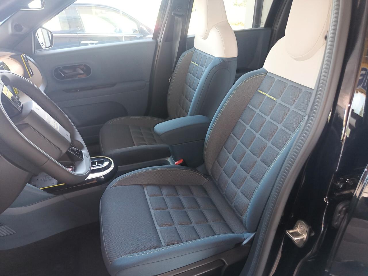 Fiat Grande Panda cambio automatico hybrid