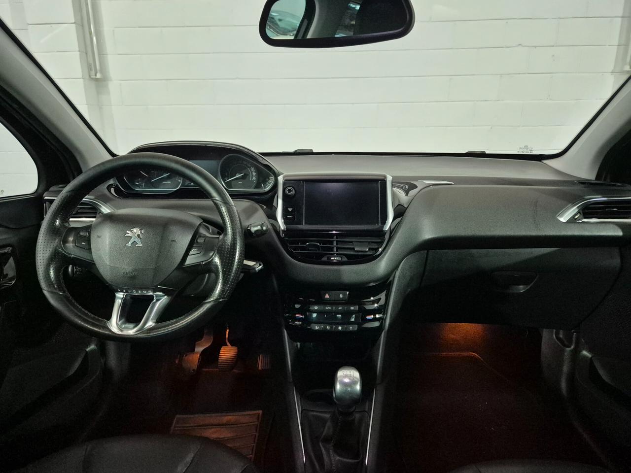 Peugeot 208 E-HDI 3 porte 1.6d 114cv Finanziabile Neopatentati