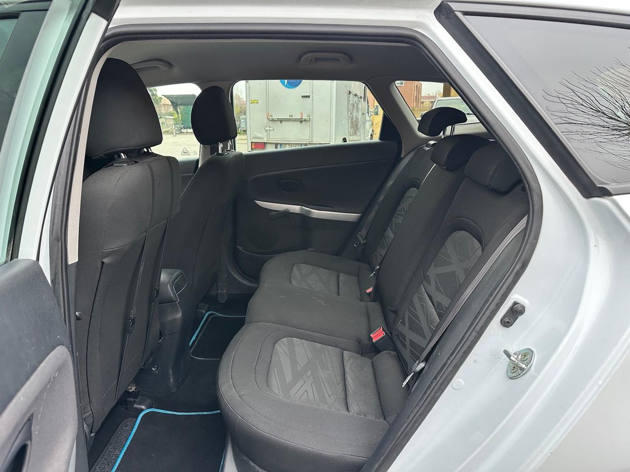 Kia Ceed cee'd 1.6 CRDi 110 CV 5 porte Cool