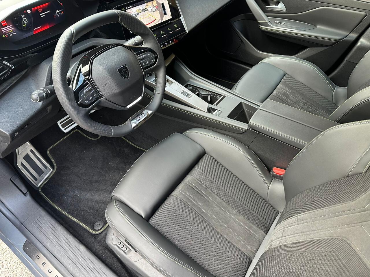 Peugeot 408 Hybrid 145 e-DCS6 GT my25