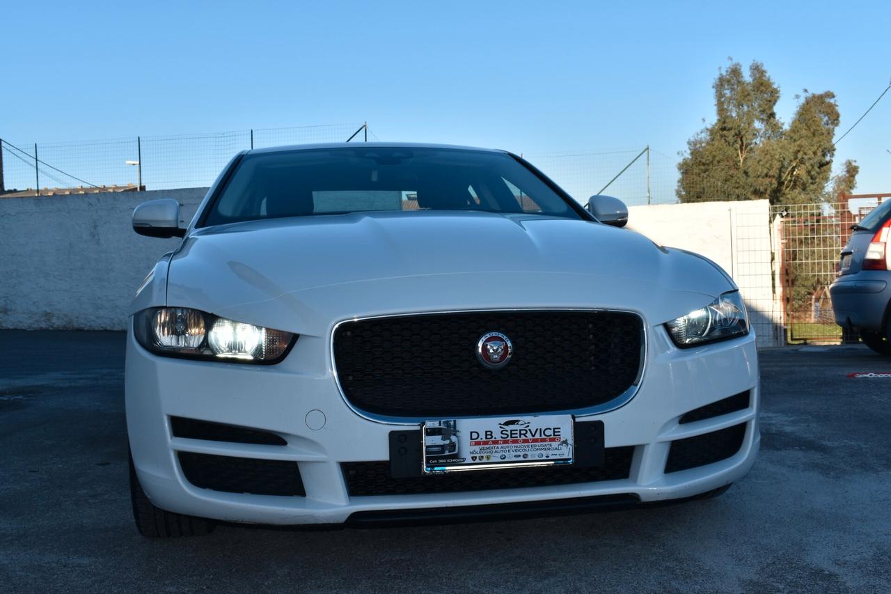 Jaguar XE