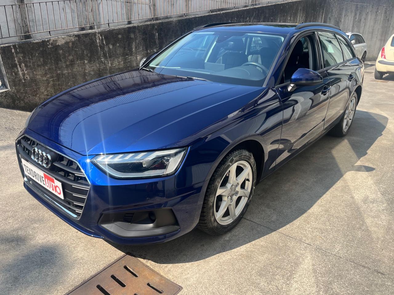 Audi A4 Avant 40 TDI S tronic Business Advanced