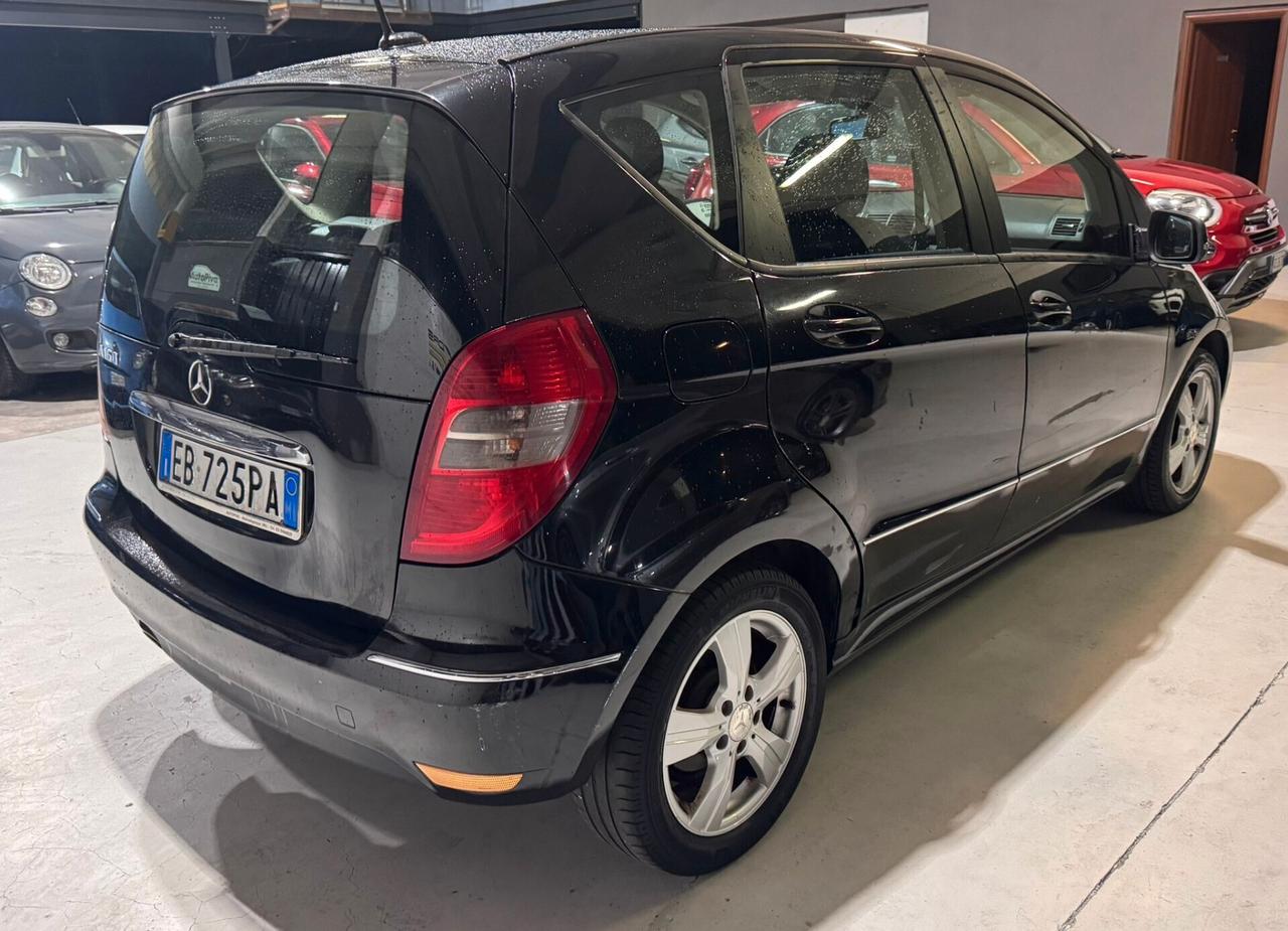 Mercedes-benz A 160 Classe Benzina + Pelle Navigatore