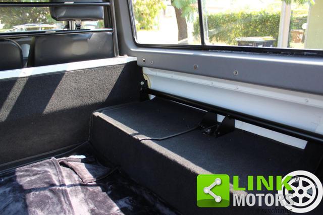 LAND ROVER Defender 90 2.5 Td5