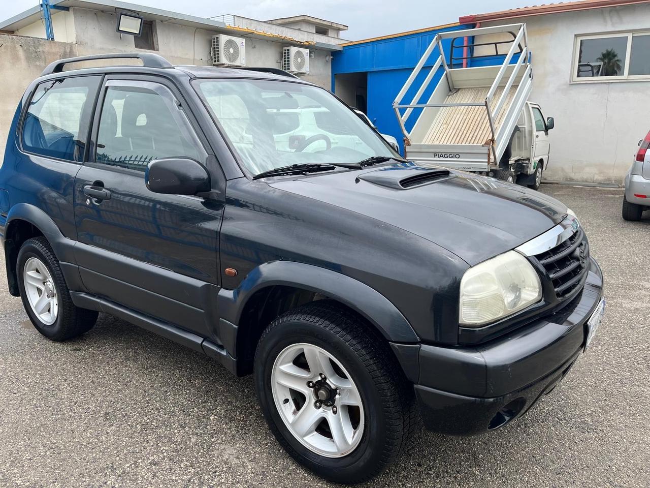 Suzuki grand vitara 3 P-2.0 td-4x4-2003