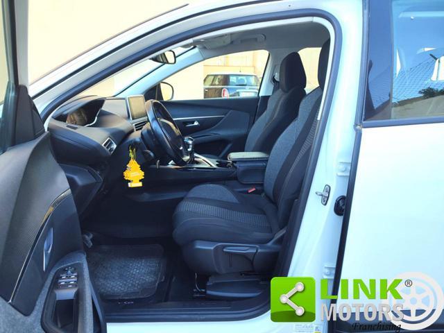 PEUGEOT 5008 BlueHDi 130 S&S Business