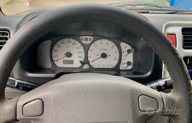 SUZUKI Jimny 1.3i 16V cat 4WD JLX
