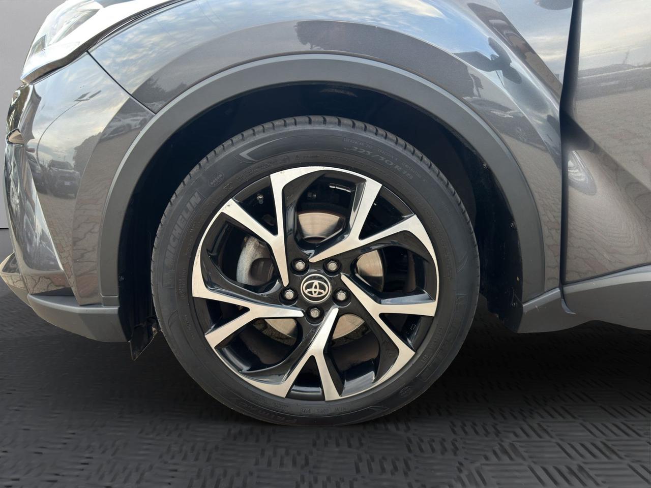 Toyota C-HR 2.0 Hybrid Dynamic Force® cambio