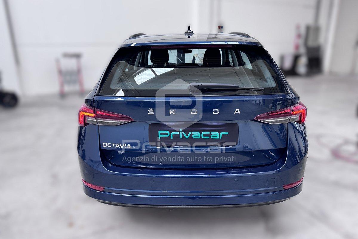SKODA Octavia 2.0 TDI EVO SCR DSG Wagon Executive