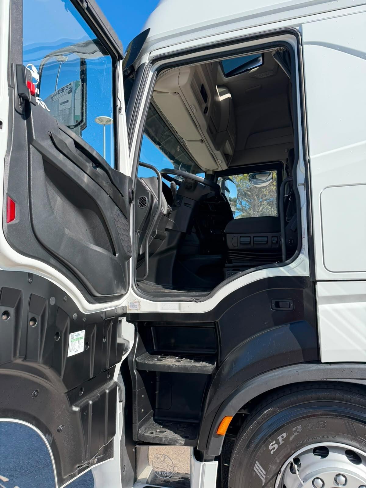 IVECO S-WAY 510