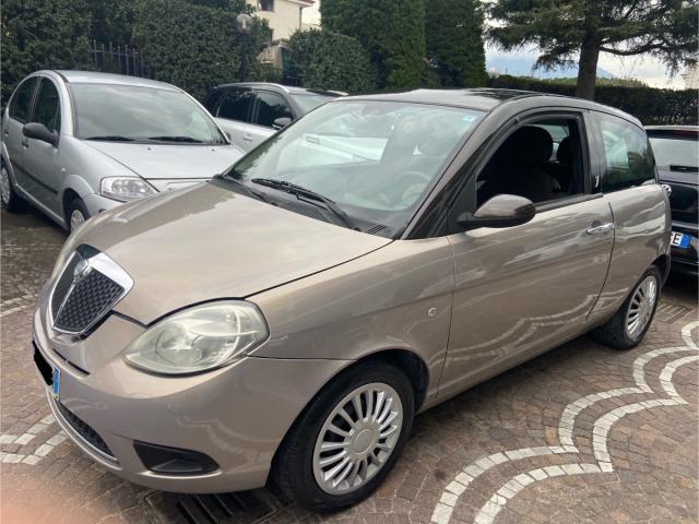 LANCIA Ypsilon 1.2 Argento unico proprietario