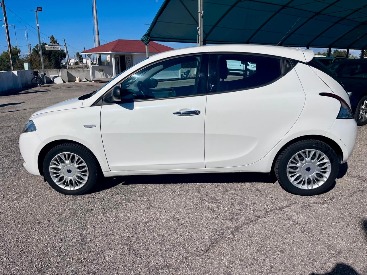 Lancia Ypsilon 1.3 MJT 16V 95 CV 5 porte S&S Mya