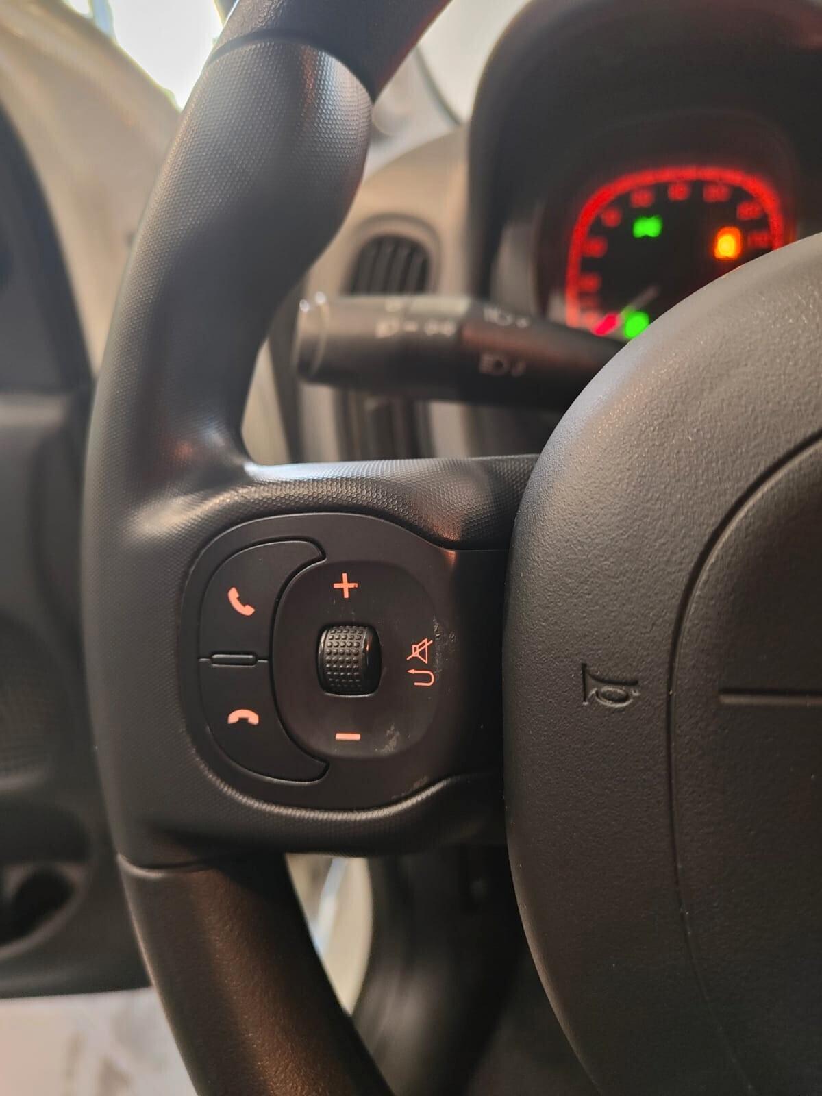 Fiat Panda 1.2 EasyPower Lounge 69CV gpl