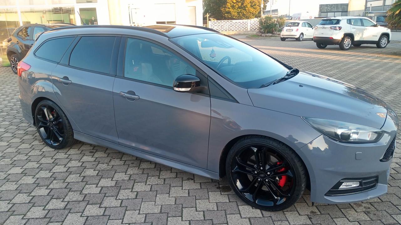 Ford Focus 2.0 TDCi 185 CV Powershift SW ST3