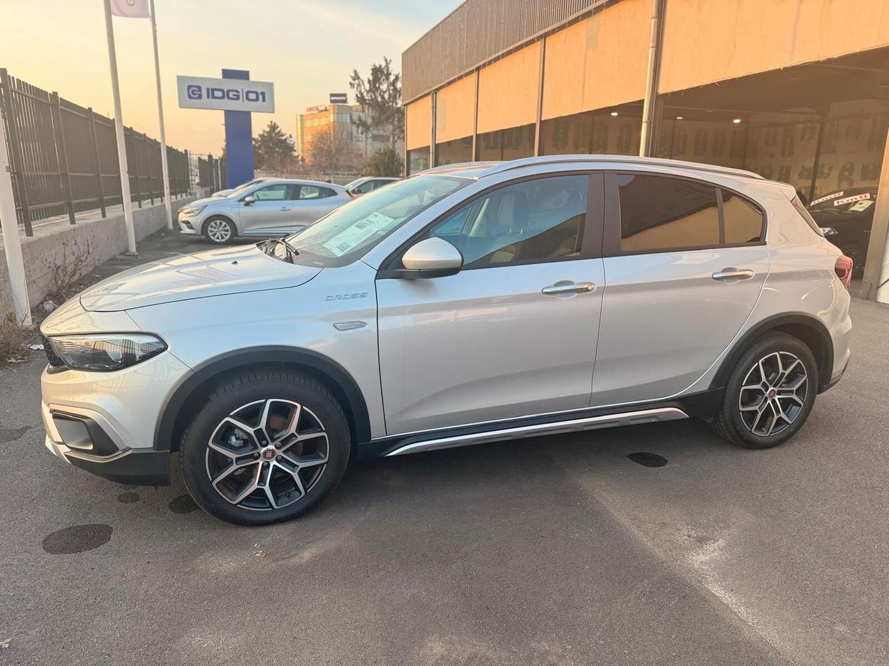 Fiat Tipo 1.6 Mjt S&S 5 porte Cross