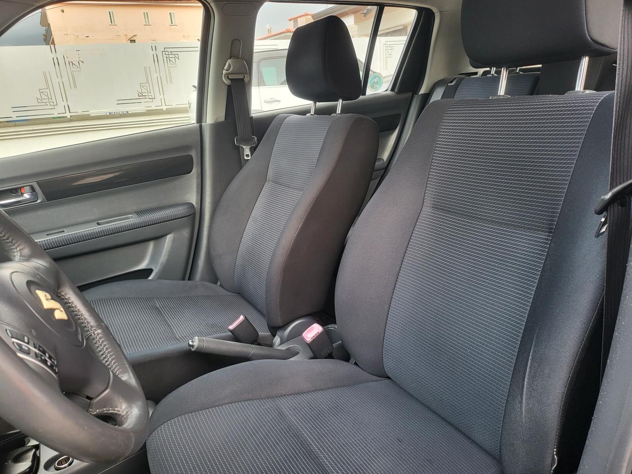 Suzuki Swift - 2009 1.3 BENZINA 92 CV