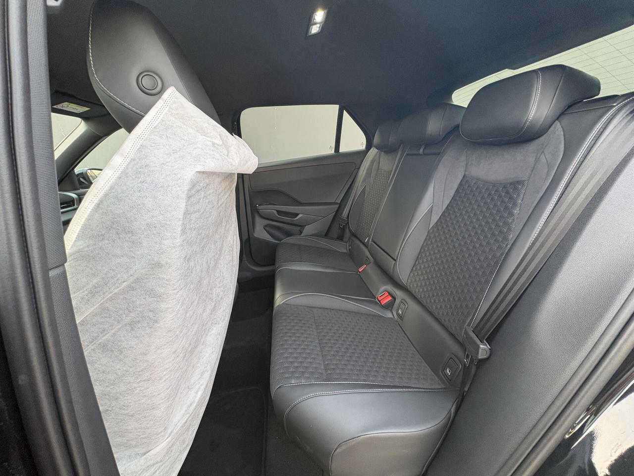 NEW VOLKSWAGEN T-ROC 1.5 eTSI ACT 150 CV DSG R-LINE