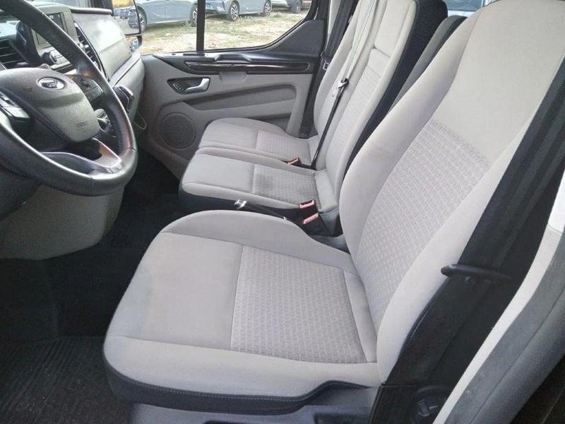 Ford Tourneo Custom Tourneo Custom 2.0 TDCi 8 posti
