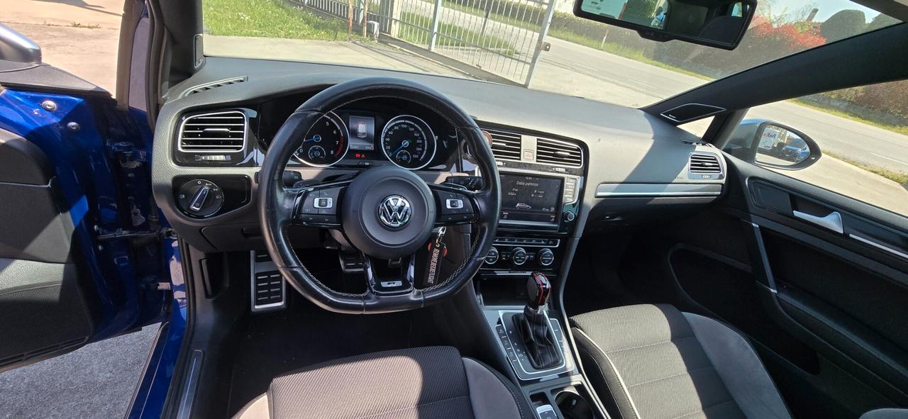 Volkswagen Golf R