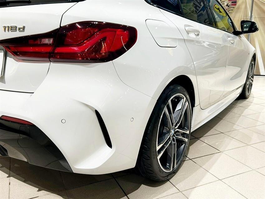 Bmw 116 116d 5p. Msport