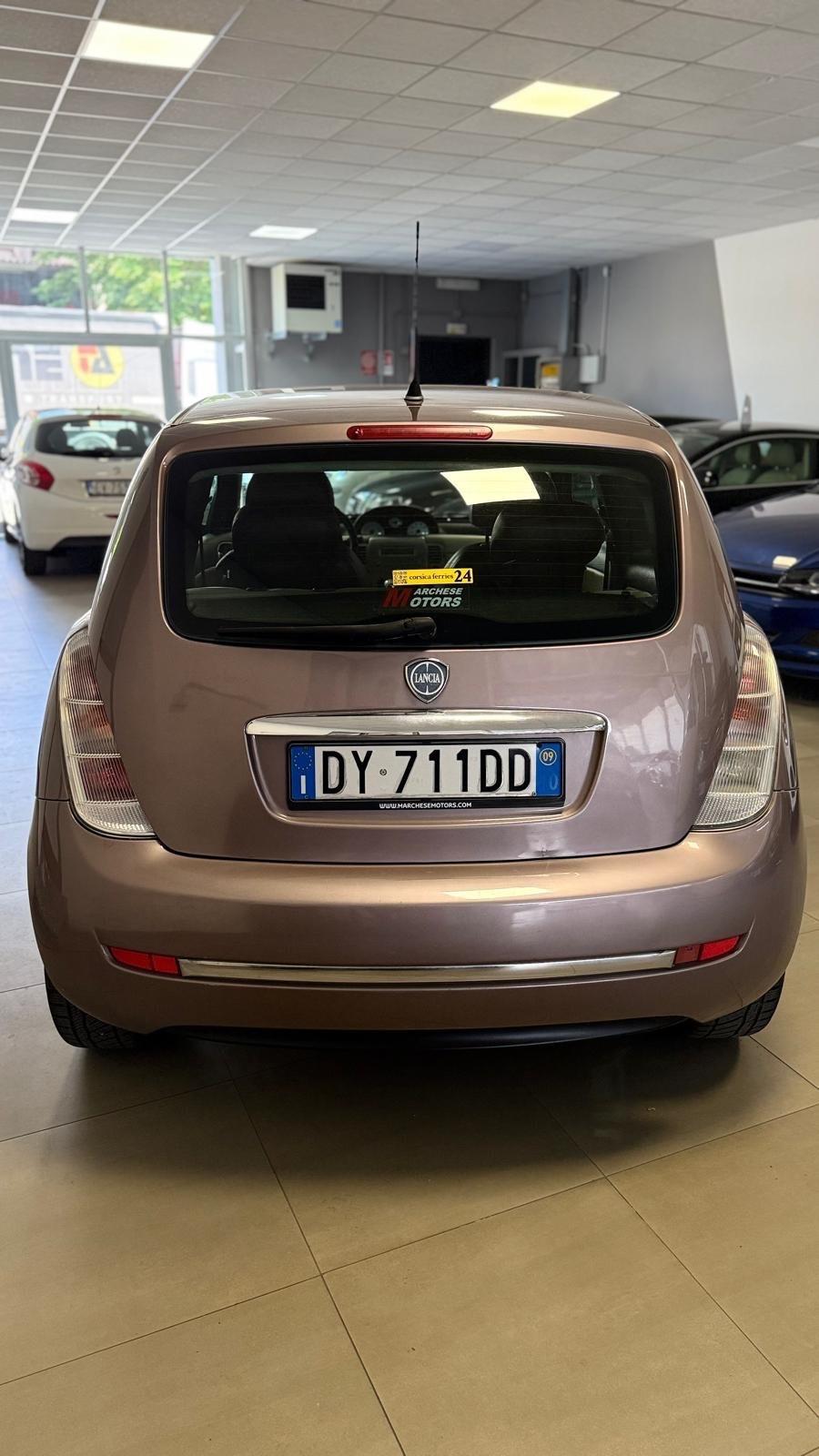 Lancia Ypsilon 1.4 Platino Ecochic GPL