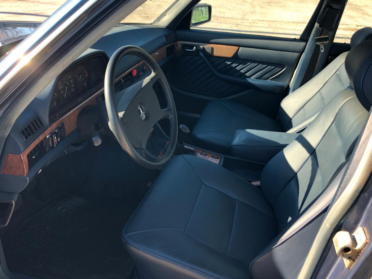 Mercedes-benz 300 SE W126