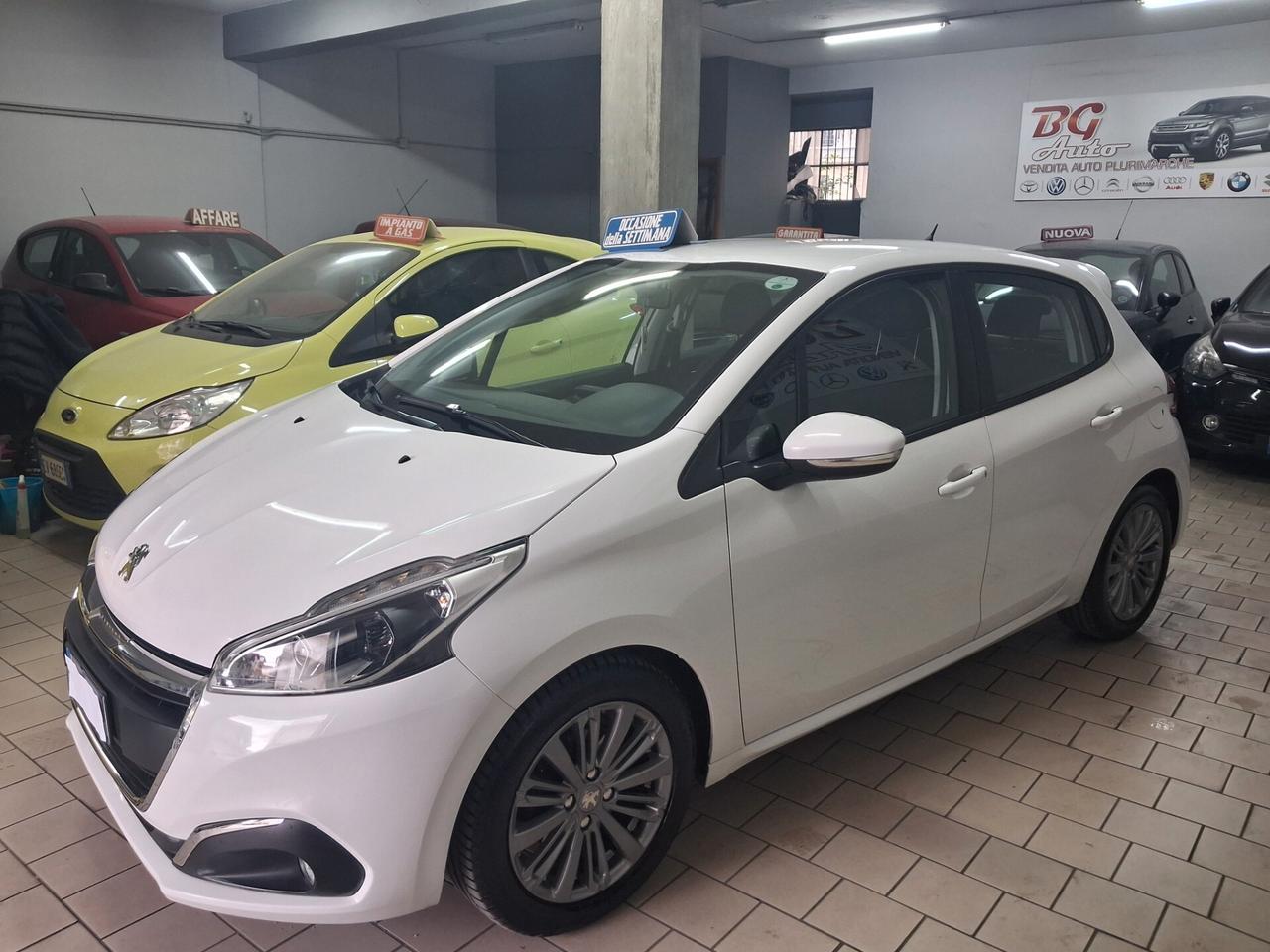 Peugeot 208 BlueHDi 75 5 porte Allure unico prop 2