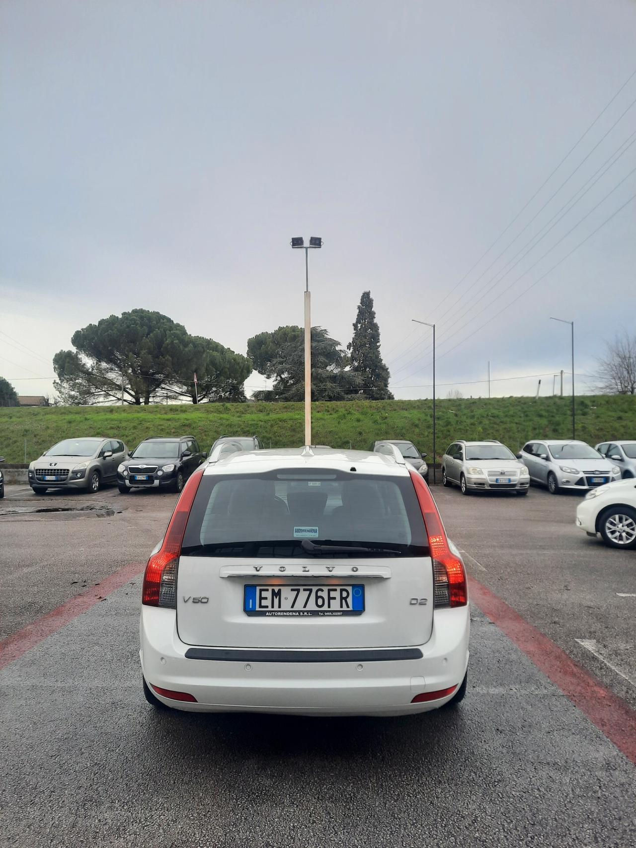 Volvo V50 D2 R-design