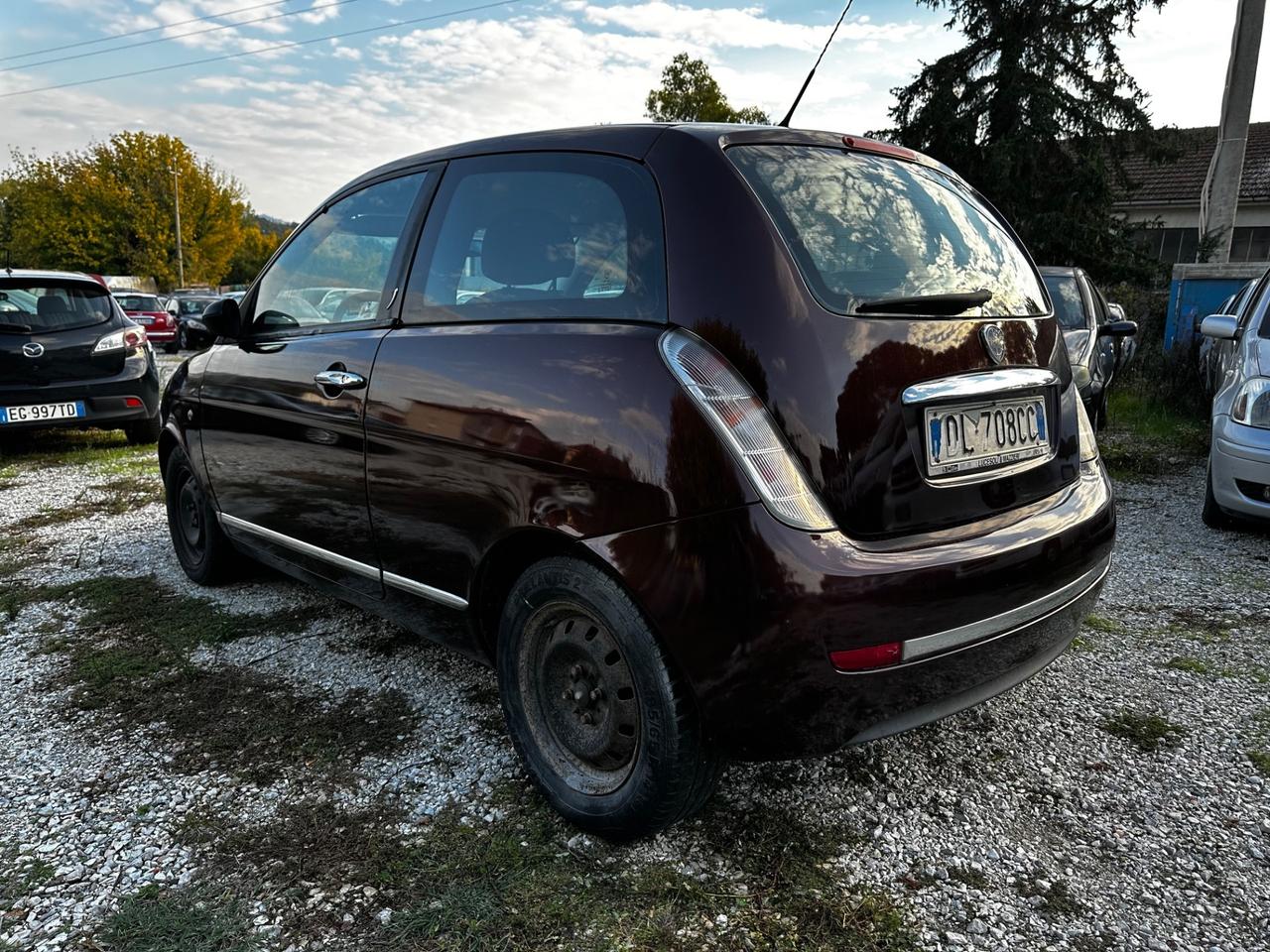 Lancia Ypsilon 1.2 Modamilano