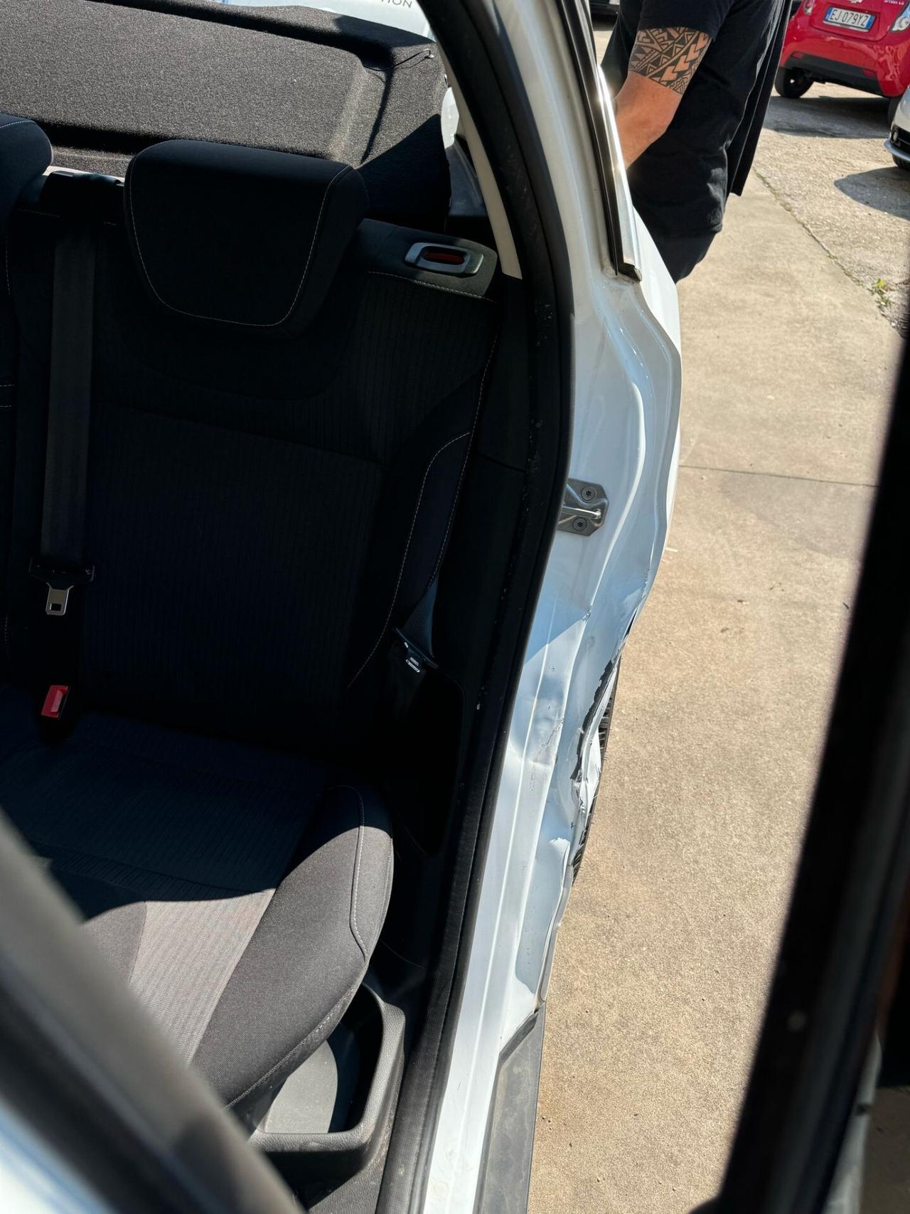 Ford Focus 1.6 150CV Ecoboost 5p.Titanium Bs. INCIDENTATA
