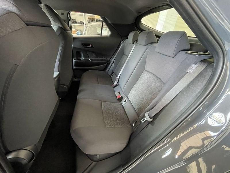 Toyota C-HR 1.8 hev Active fwd e-cvt - NUOVO