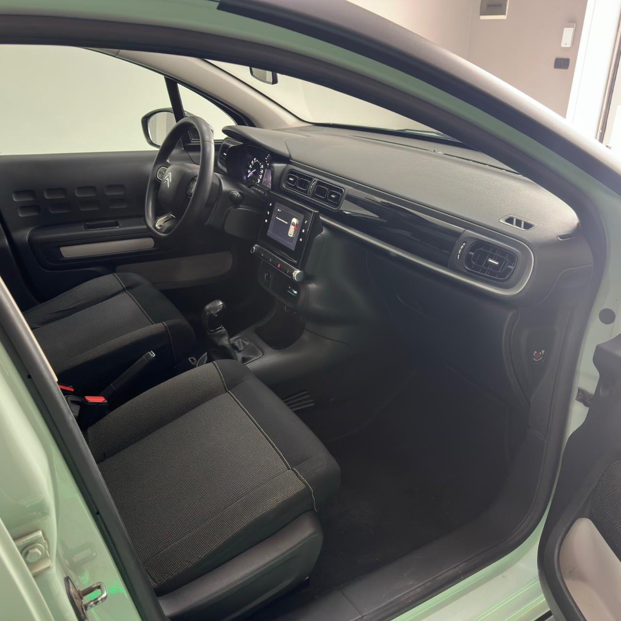 Citroen C3 1.2 PureTech Shine 82cv Full Optional Neopatentati