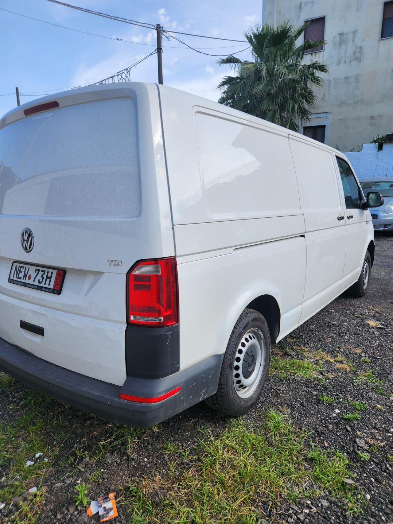 VOLKSWAGEN TRASPORT T6 2.0 102 CV ANNO 2019