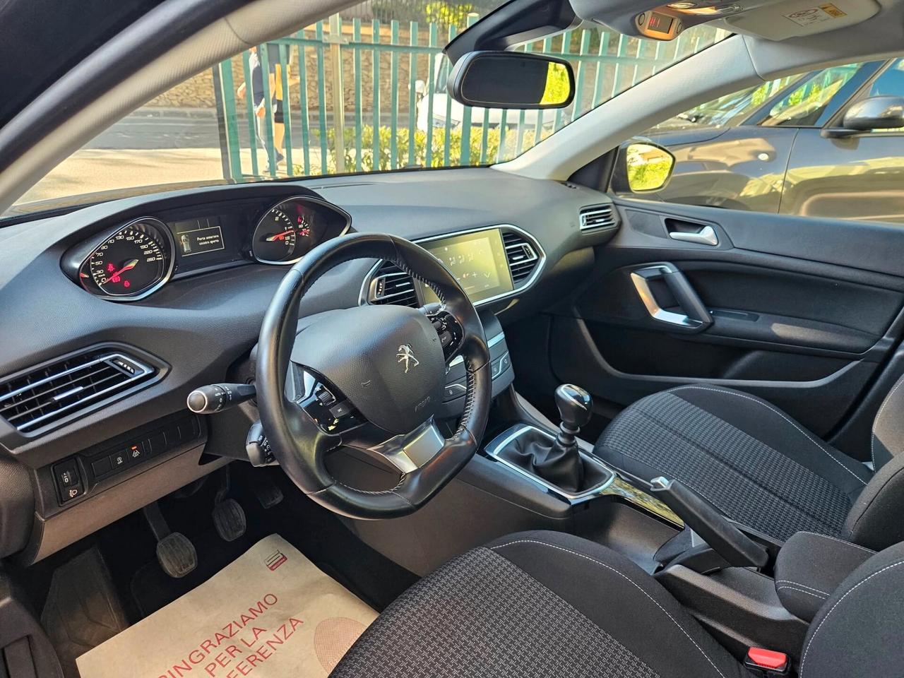 Peugeot 308 BlueHDi 100 S&S SW Business