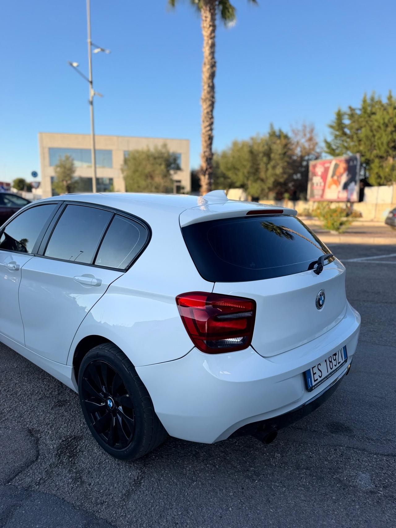 Bmw 116 116d 5p. Msport
