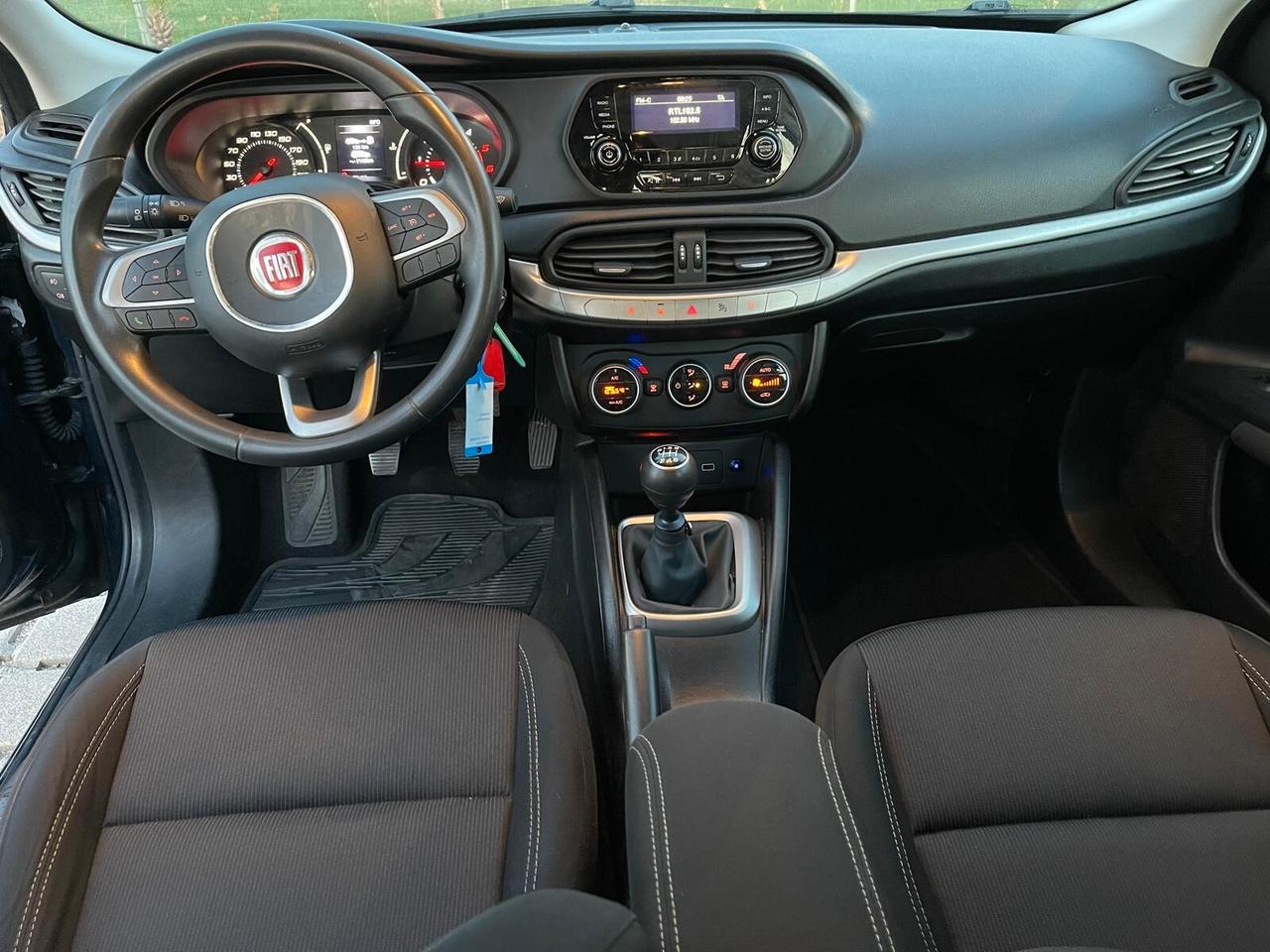 Fiat Tipo 1.6 Mjt S&S 5 porte Easy