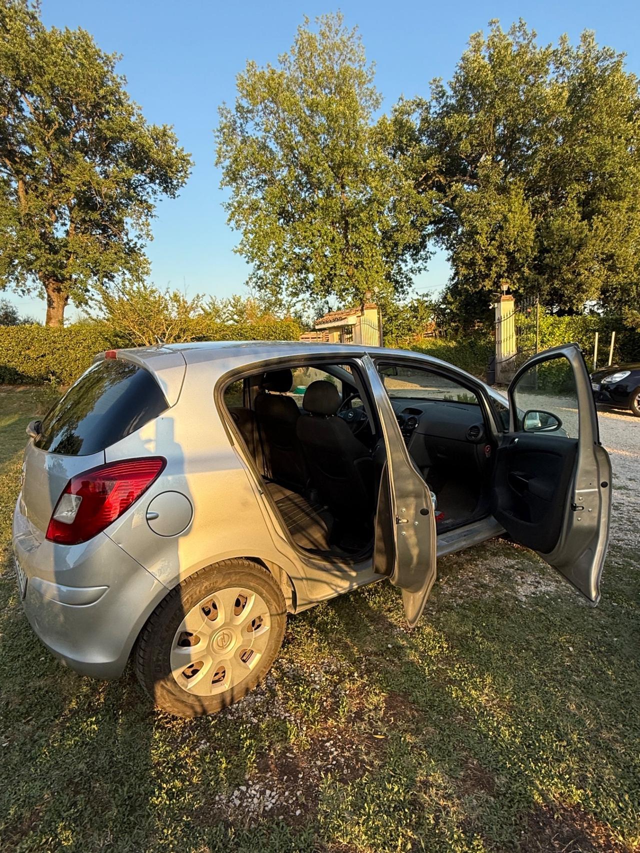 Opel Corsa 1.2 5 porte Elective