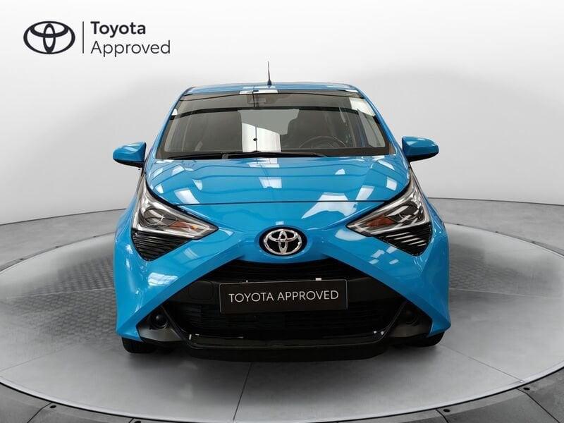 Toyota Aygo Connect 1.0 VVT-i 72 CV 5 porte x-play