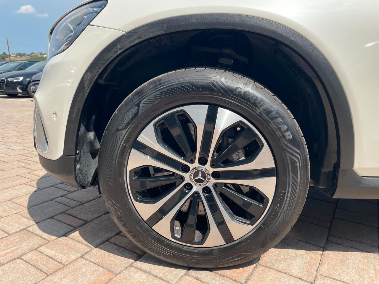 Mercedes-benz GLC 300 de 4Matic Plug-in hybrid Sport