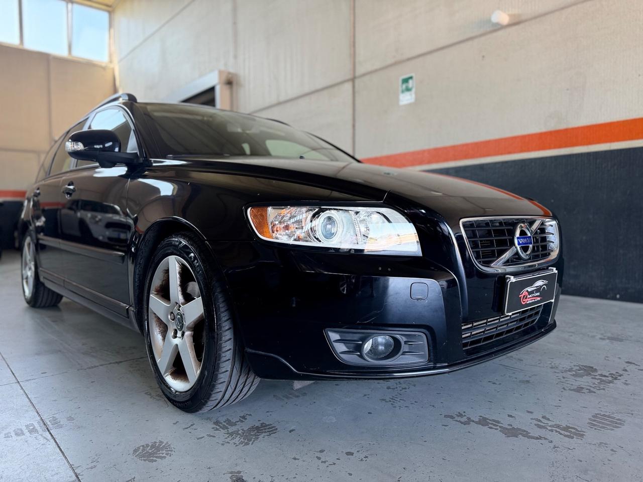 Volvo V50 D2 POLAR NEOPATENTATI
