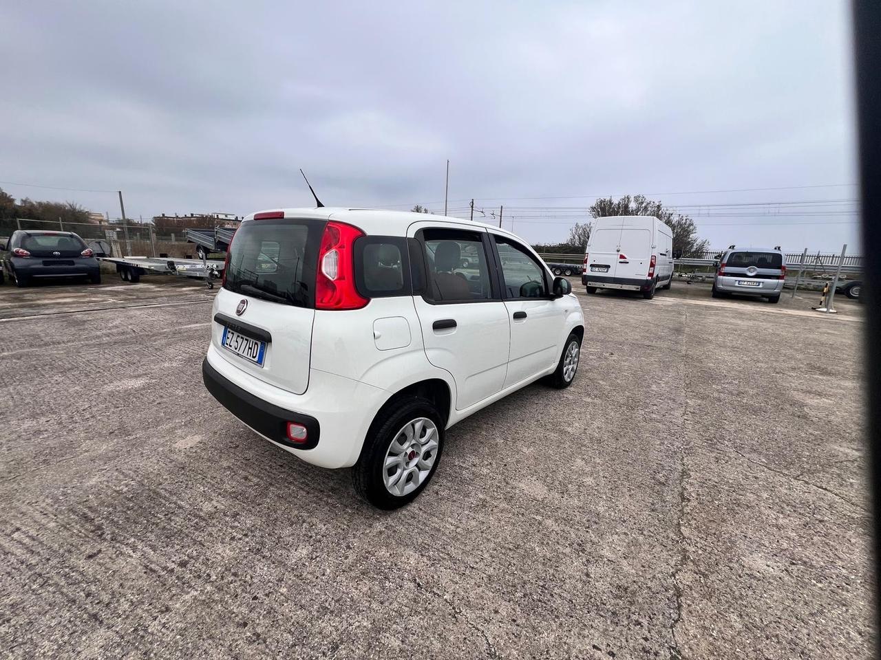 Fiat Panda 0.9 TwinAir Turbo Natural Power Lounge