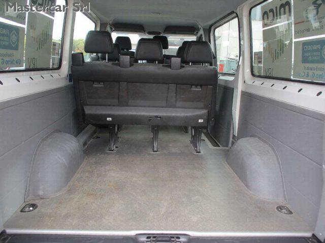 VOLKSWAGEN Crafter Crafter 2.0 TDI Combi 9 Posti - FB520NG
