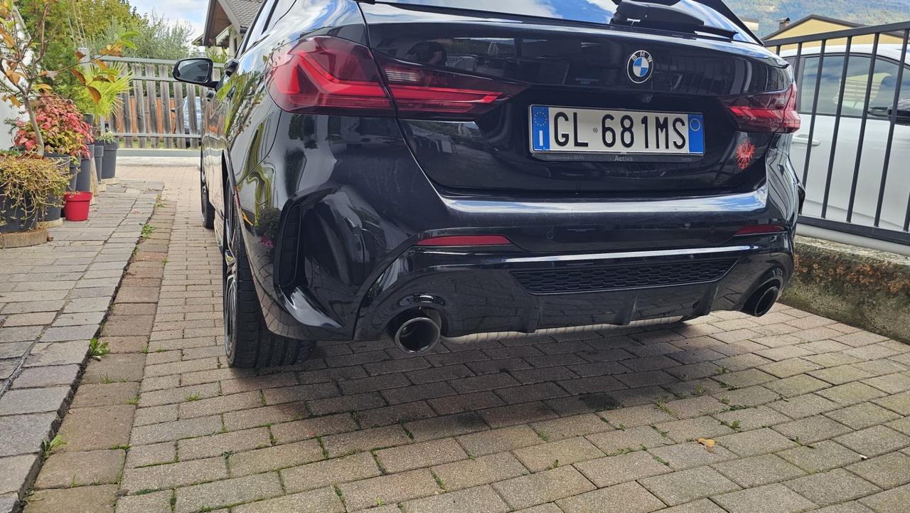 Bmw 135 M 135i xDrive Colorvision Edition