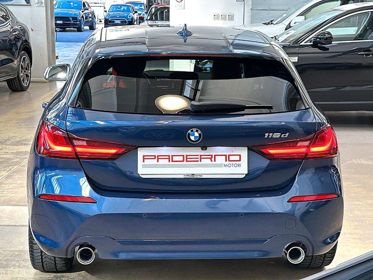 BMW 118 d Business Advantage auto - IVA - LED-17"-Carplay-Camera