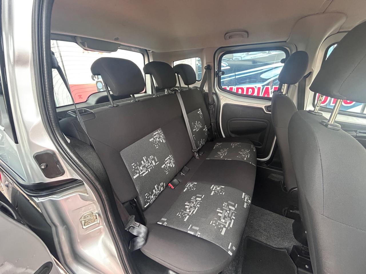 Fiat Qubo 1.3 MJT 75 CV Trekking