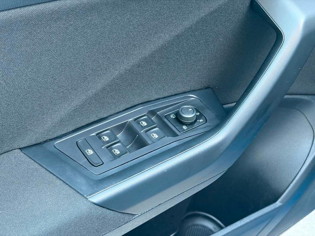 Volkswagen T-Roc 1.0 tsi Style 110cv