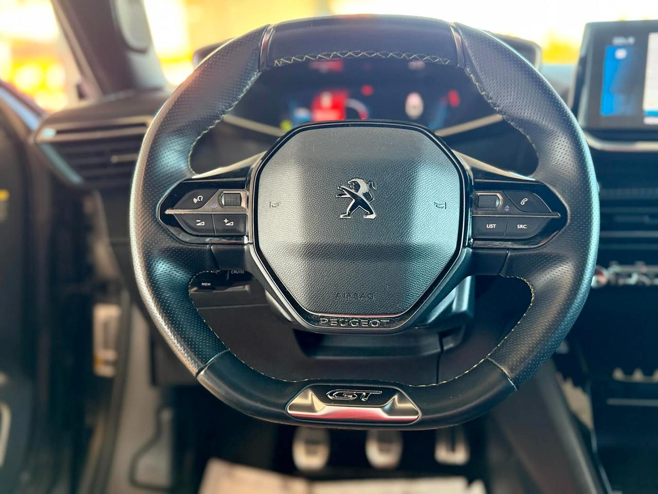 Peugeot 2008 PureTech 130 S&S EAT8 GT Line