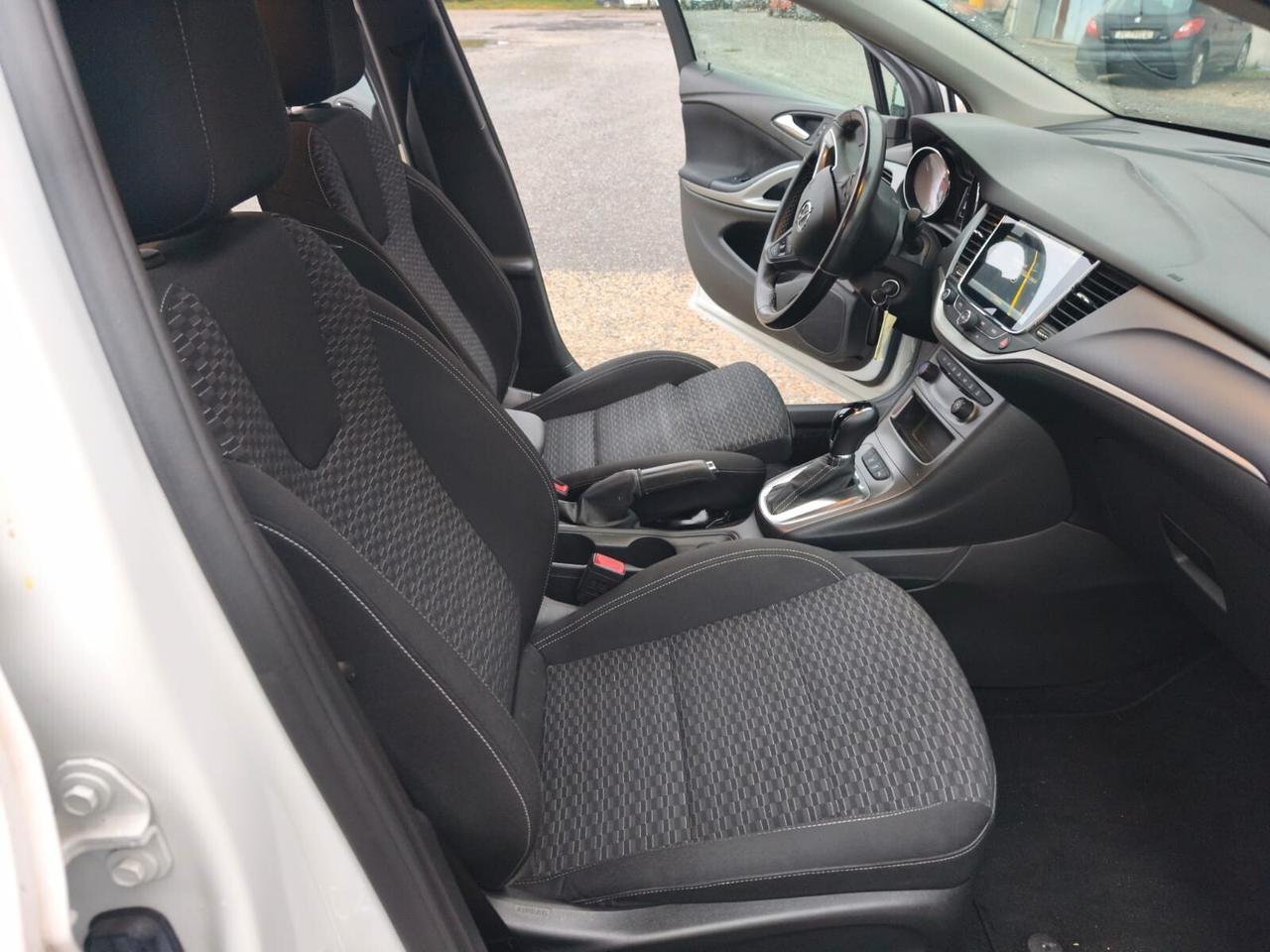 Opel Astra Sw 2018---1.6 Diesel