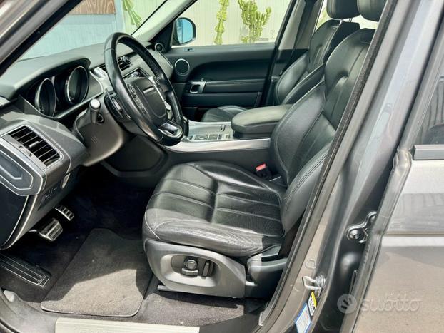 LAND ROVER Range Rover Sport 3.0 TDV6 HSE Dynami